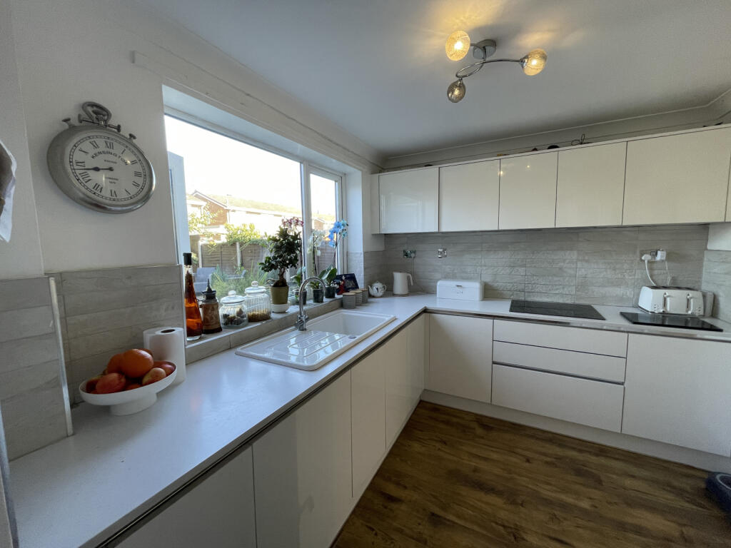 House in Hull - View 5