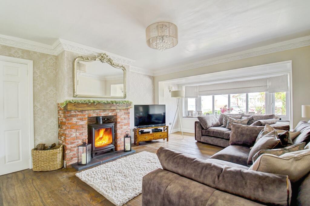 House in Walsall, West Midlands - View 3