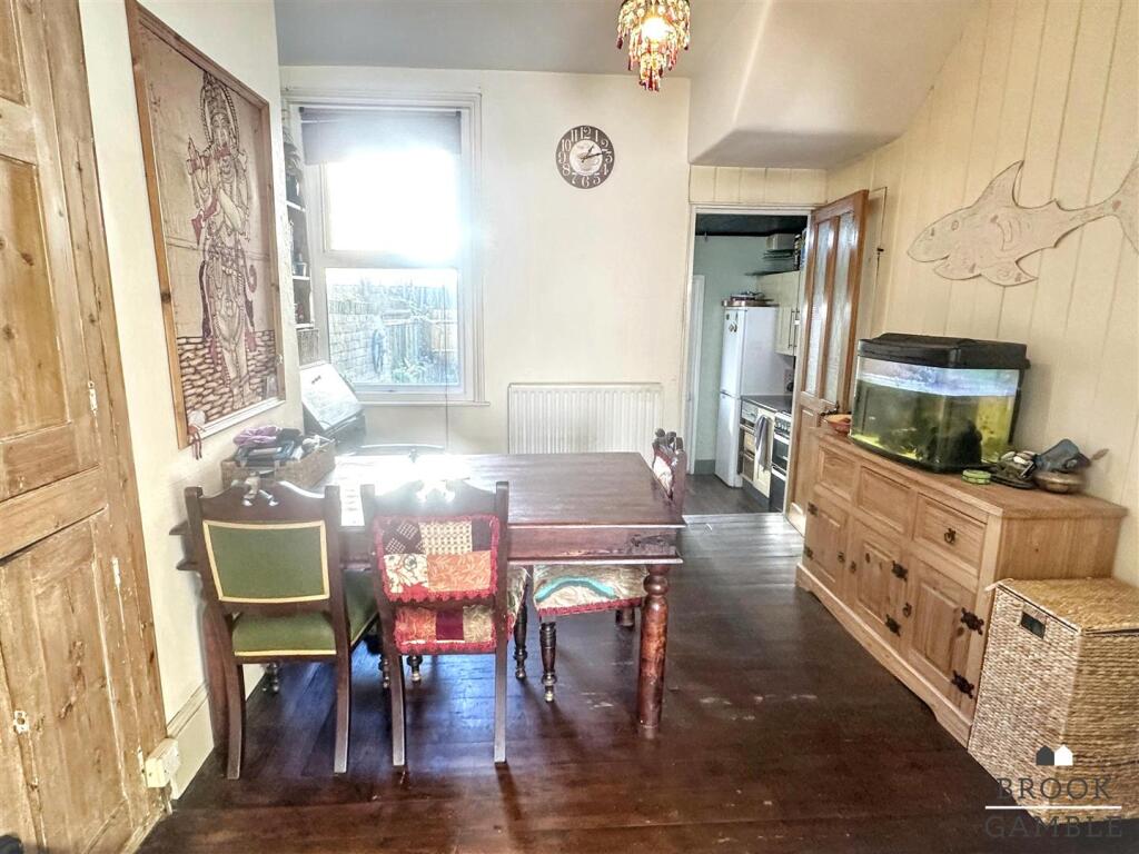 House in Eastbourne, East Sussex - View 5