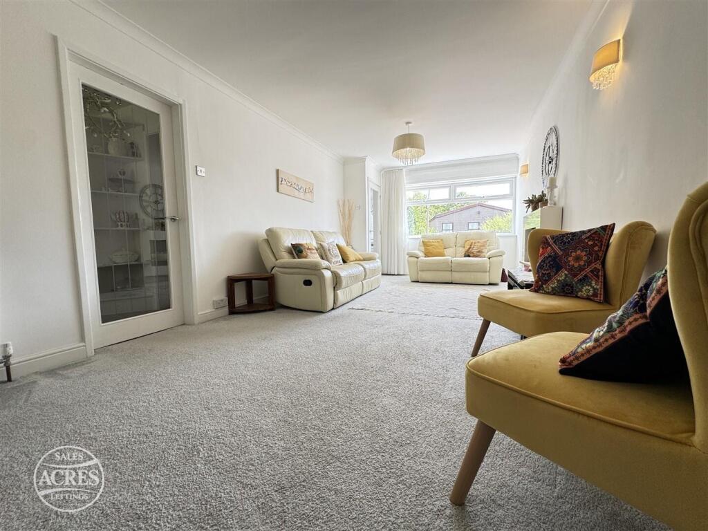 House in Sandwell, Grove Vale, Newton - View 5