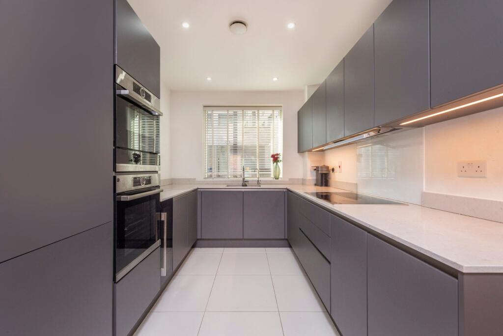 Main image of property: Rennie Street, 
Canary Wharf, SE10