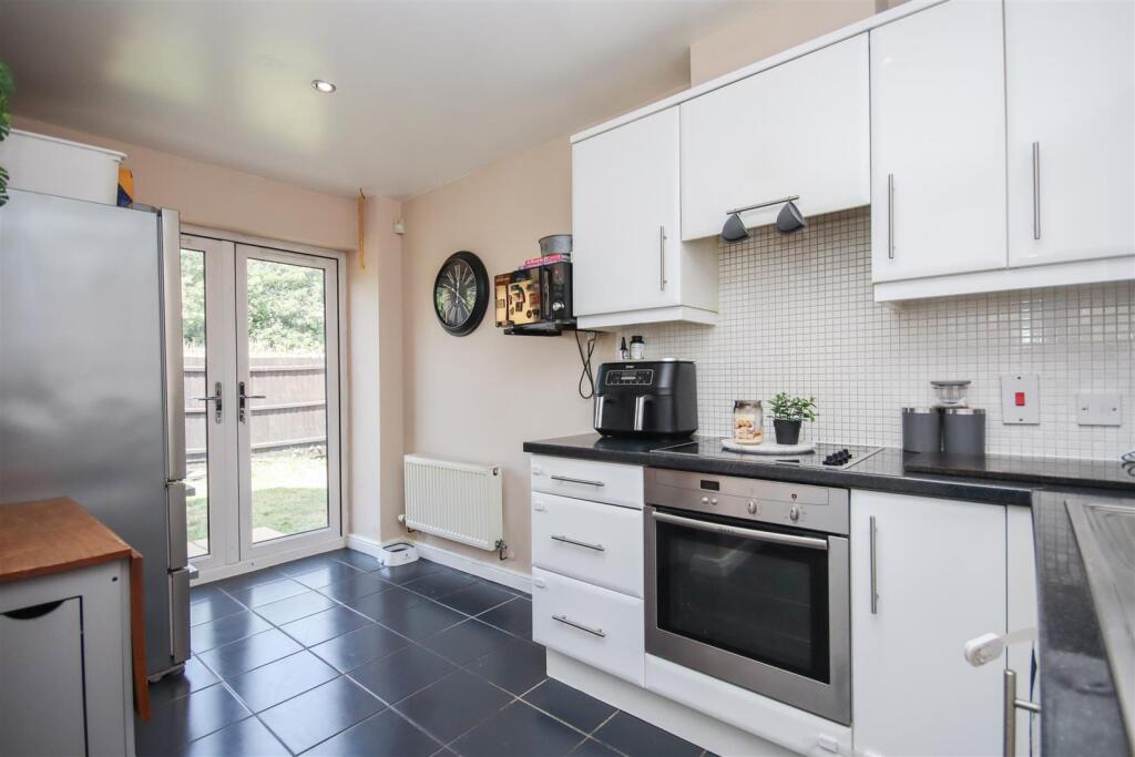 House in Rushden, North Northamptonshire - View 4