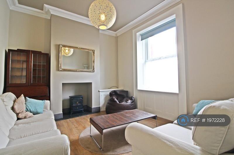 Main image of property: Moira St, Cardiff, CF24