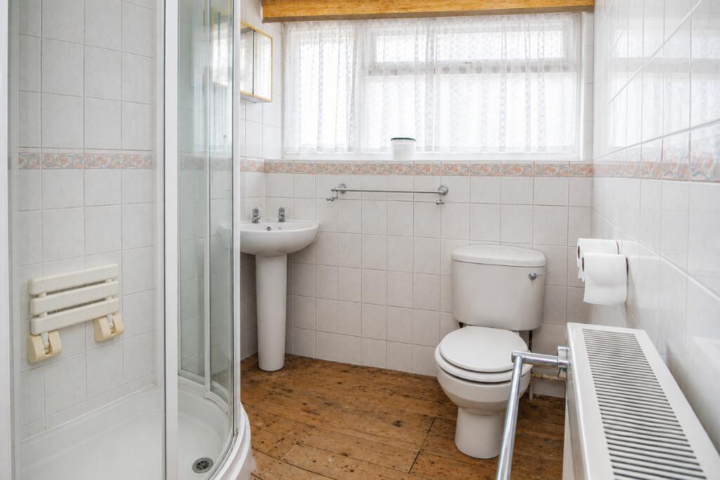 Beech Road, Clanfield, PO8 0LH - More