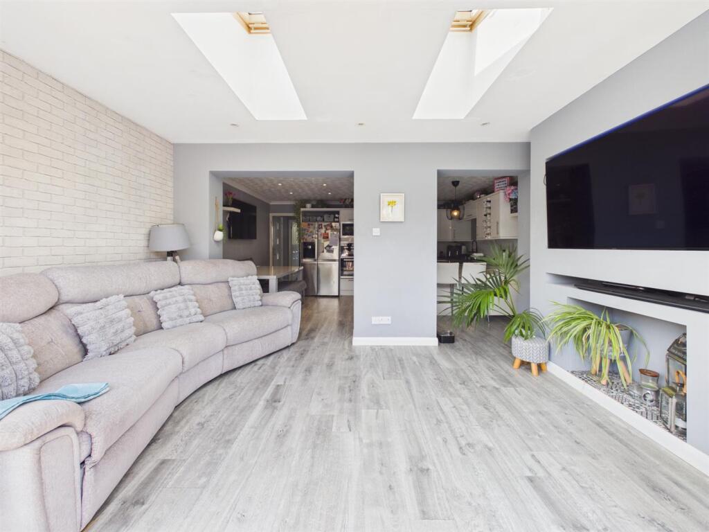 House in Tewkesbury, Churchdown - More