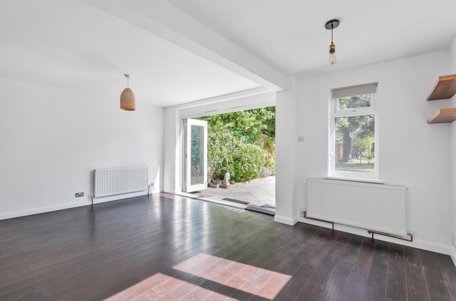 House in Watford - View 4