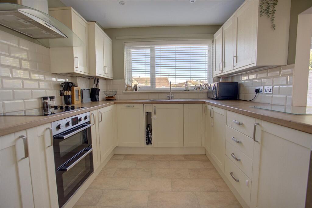 House in Taunton - View 3