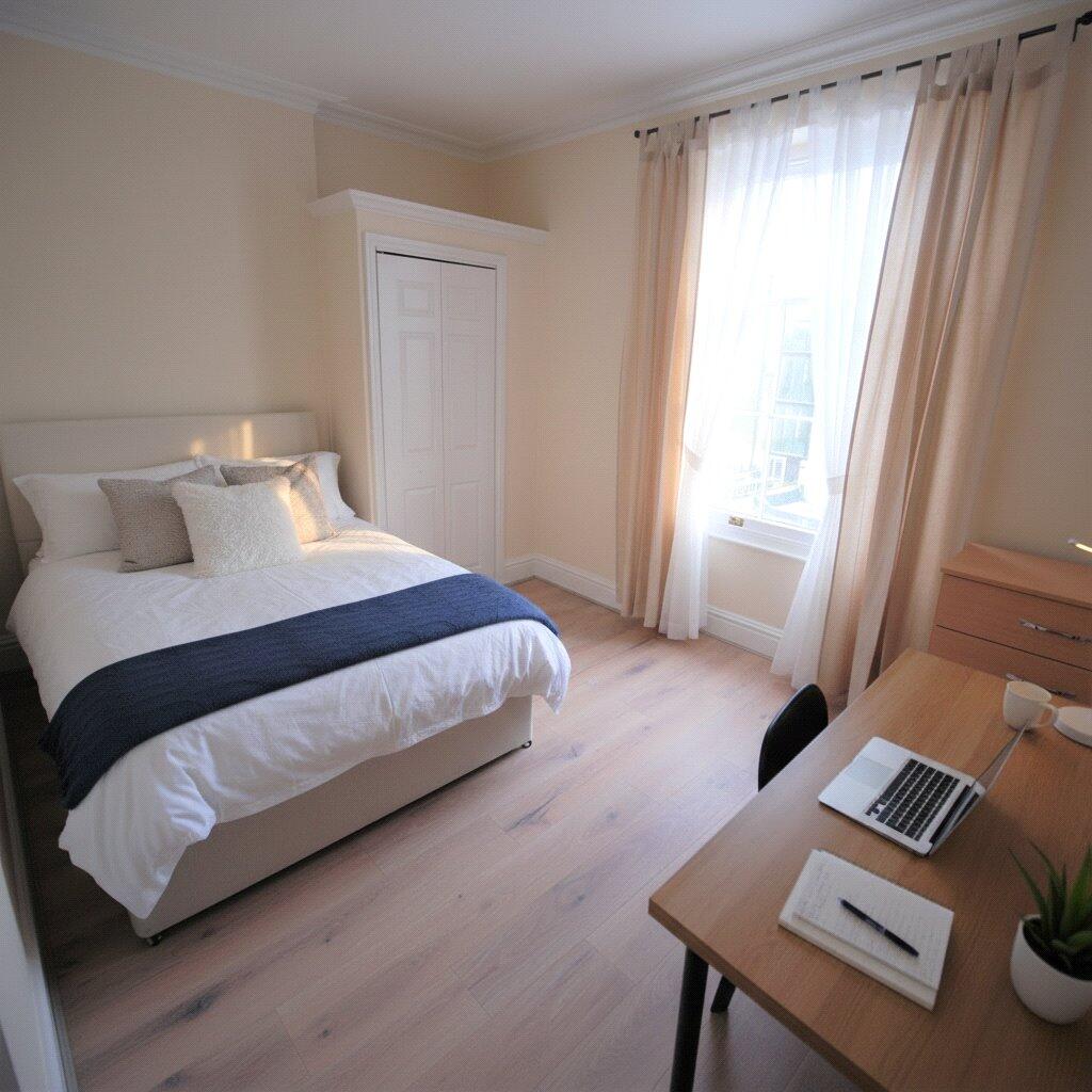 Apartment in Bristol, Tyndall's Park, Clifton - More