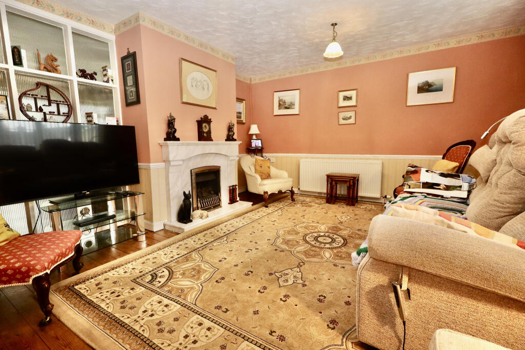 Kippax Avenue, Wells photo 3