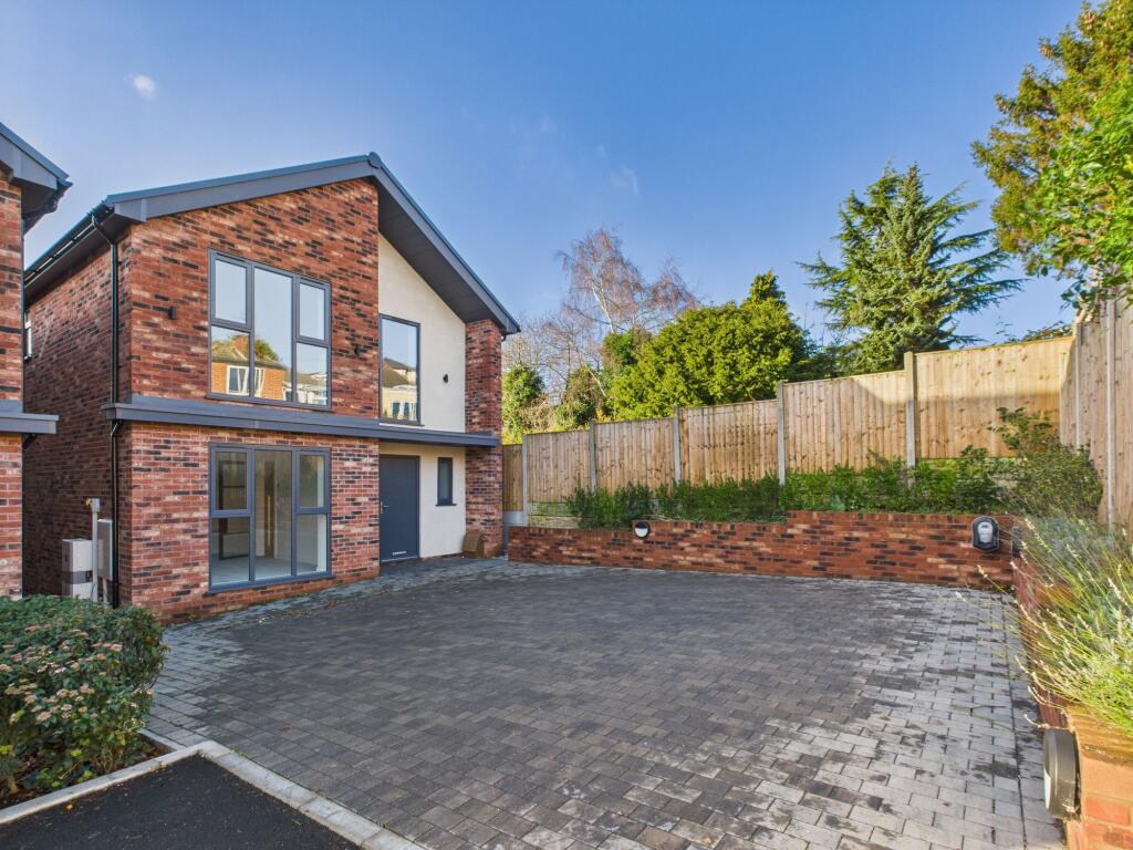 Main image of property: Gardenia Grove, Mapperley, Nottingham