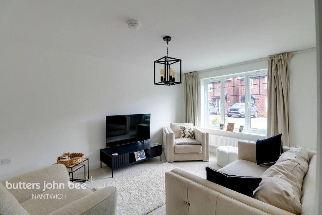 Henry Warren Place, Nantwich photo 2