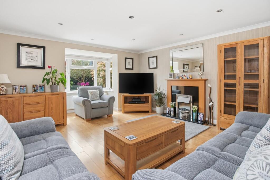 Winston Close, Stratford-Upon-Avon photo 3