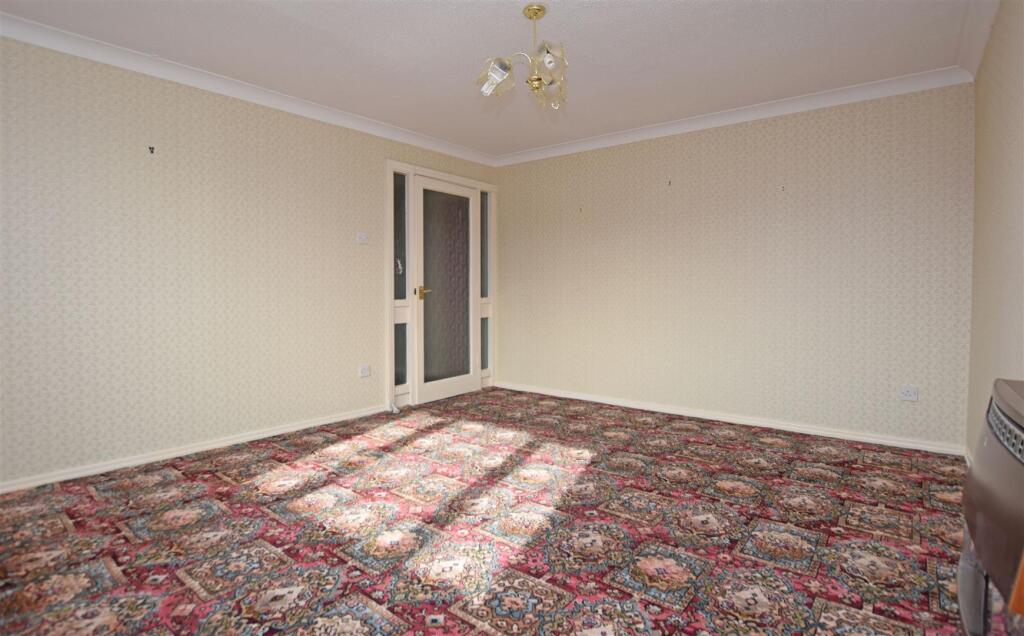 House in Denbighshire, Rhyl - View 4