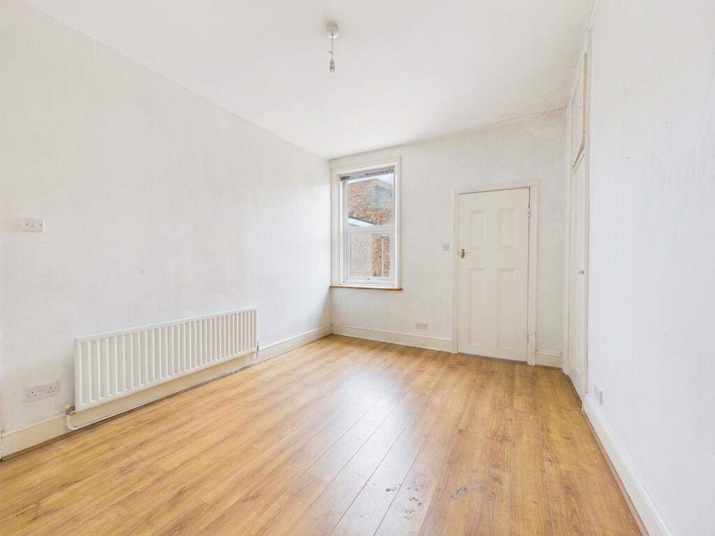 Apartment in Gateshead, North East - View 2