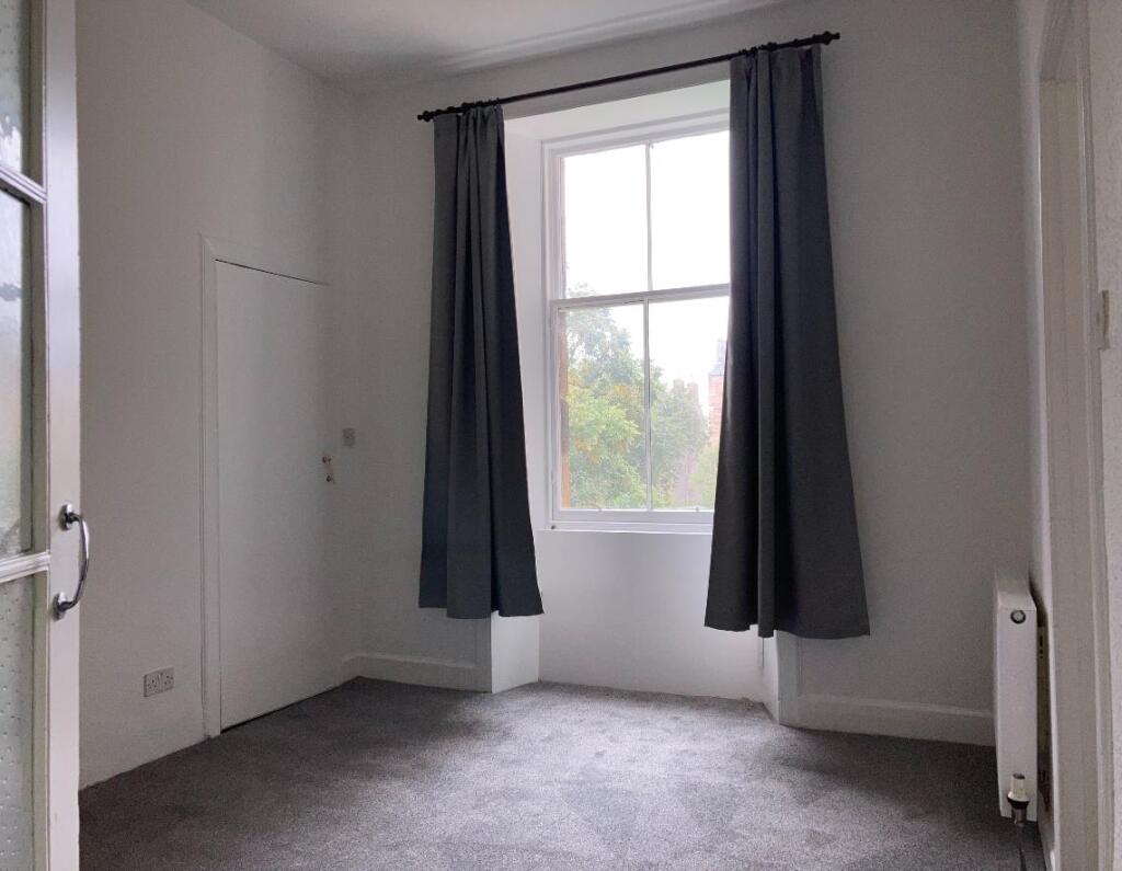 Apartment in Edinburgh - View 5