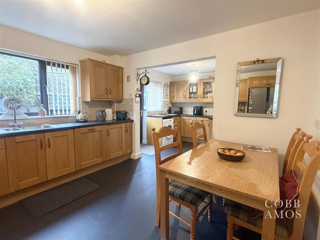House in Llandrindod Wells - View 4