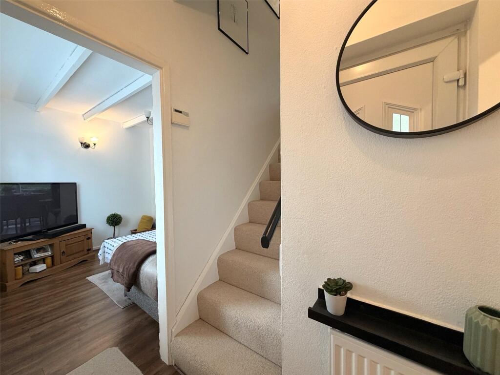 House in Birmingham, West Midlands - View 2