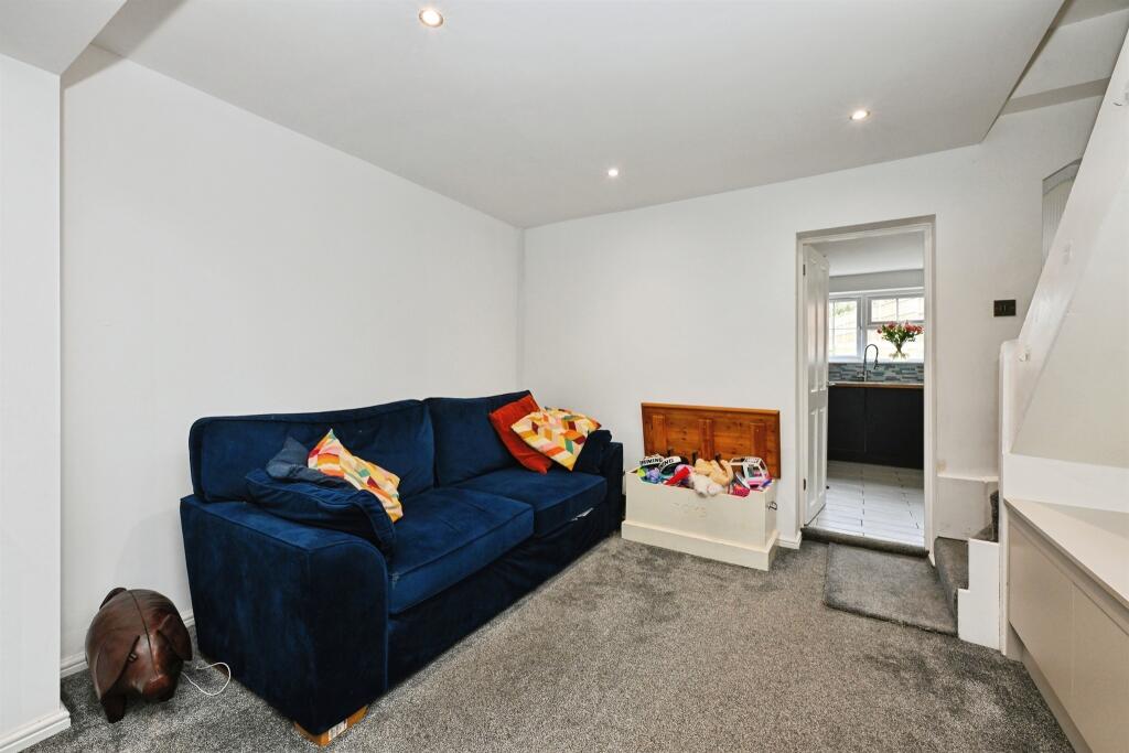 House in St Albans - View 5