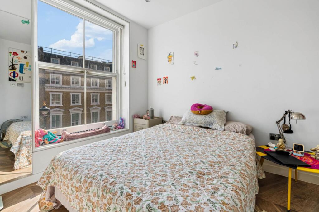 Apartment in London - View 4