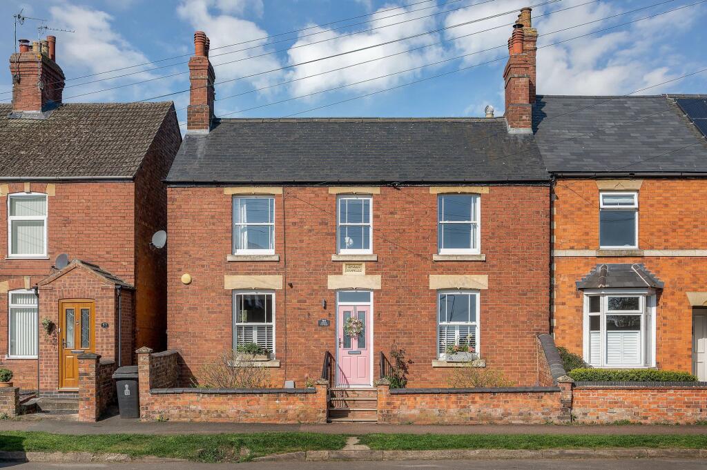 4-bed terraced on West Road, Oakham, LE15, £425,000
