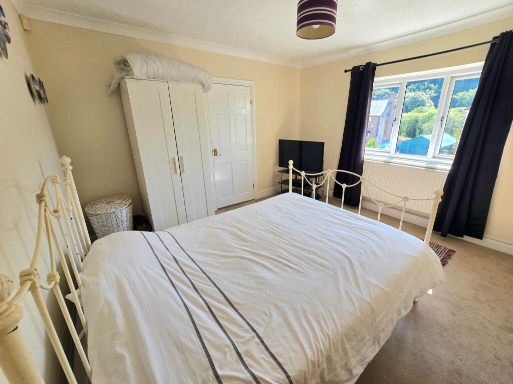 House in Lewistown, Ogmore Valley - View 3