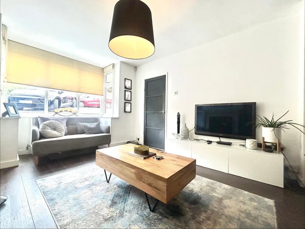 House in Wolverhampton - View 4