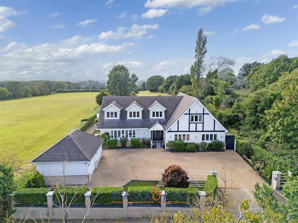 5-bed detached on Laindon Road, Billericay, Essex, £1,850,000