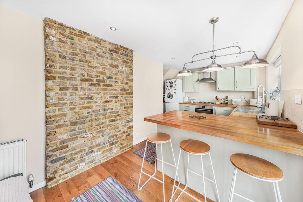 House in Harlow, Potter Street - More
