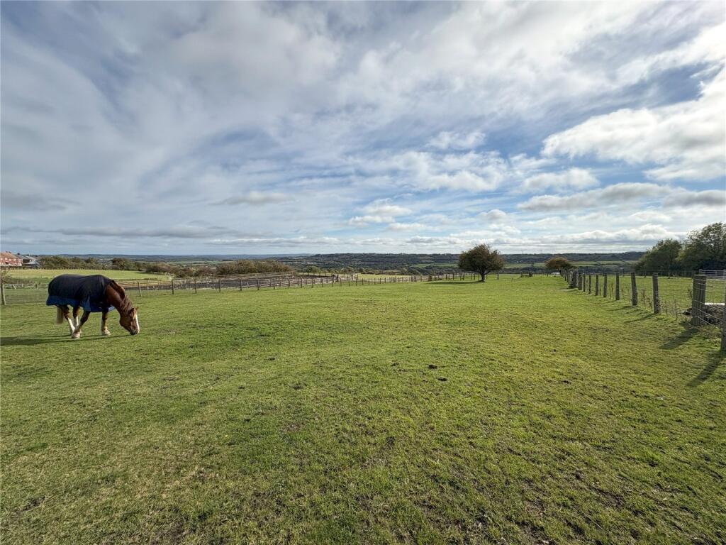 White-le-Head, Tantobie, Stanley, Durham, DH9 photo 2