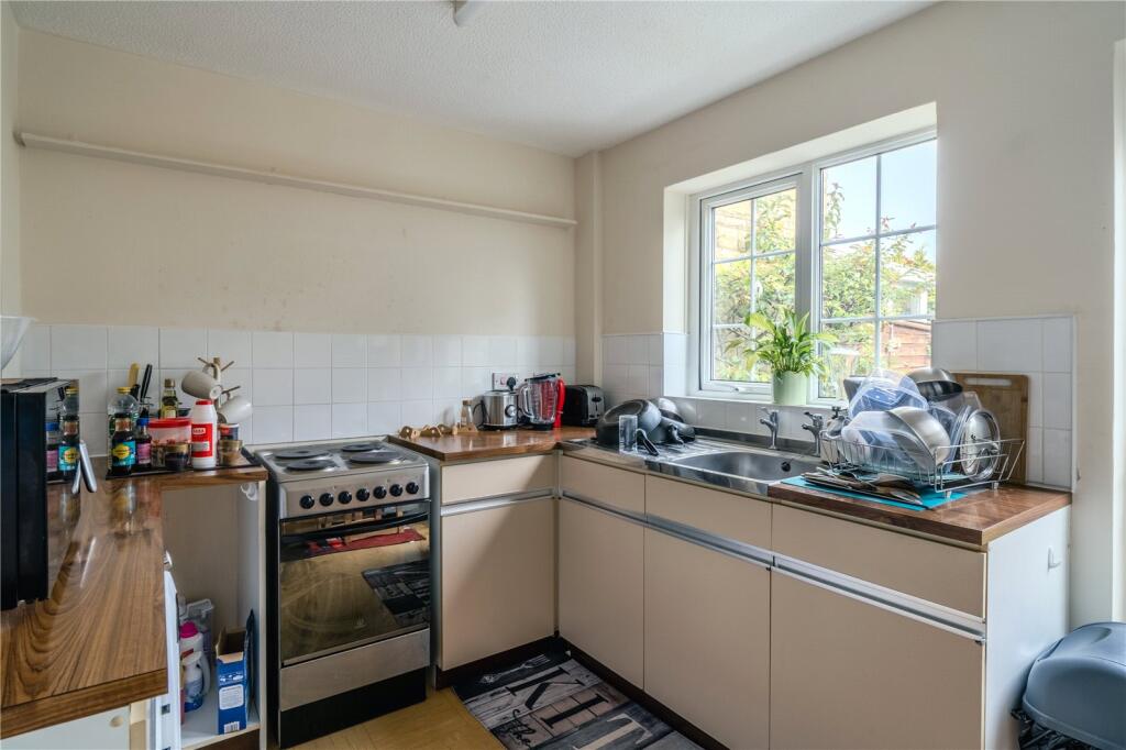 House in Wychavon, Broadway - View 4