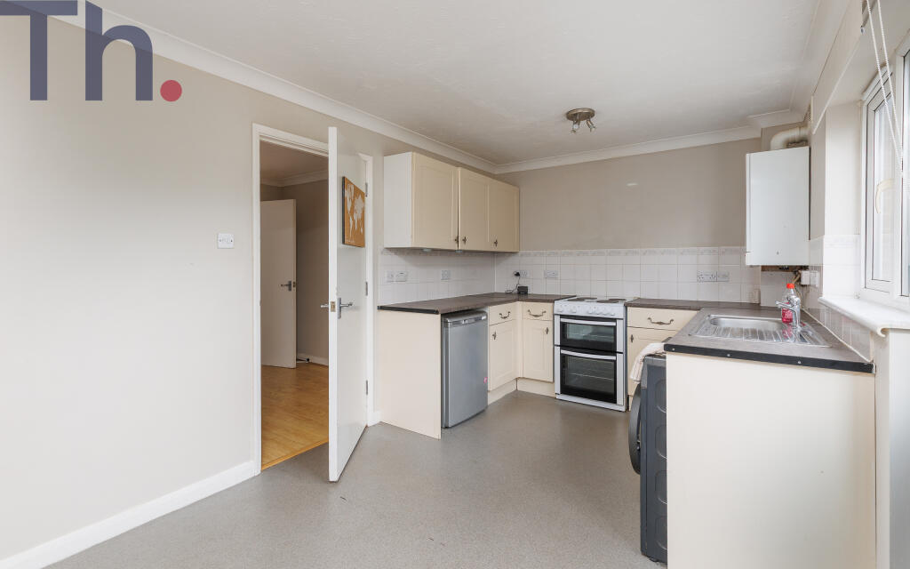 House in Newport, Seaclose - View 4