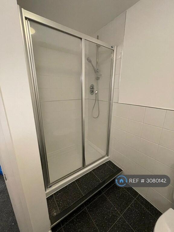 Apartment in Exeter, St Thomas - View 4