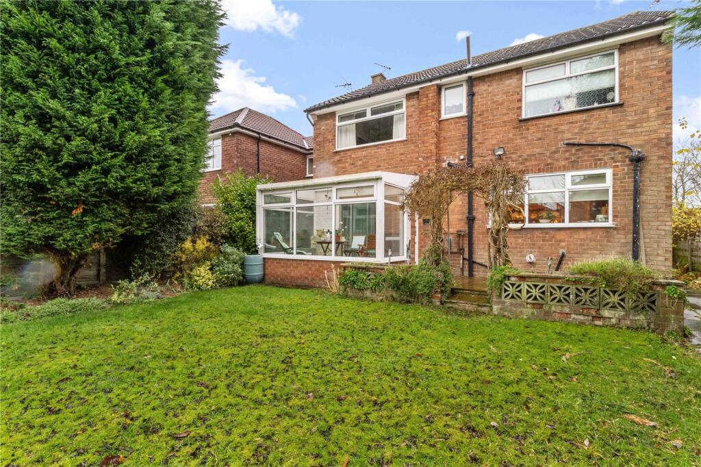 Shaftesbury Avenue, Timperley, Altrincham, Greater Manchester, WA15 – další