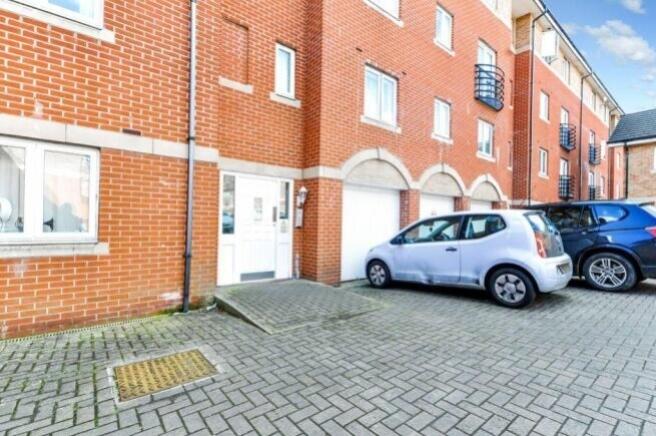 Main image of property: Saltash Road, Swindon, SN2 2
