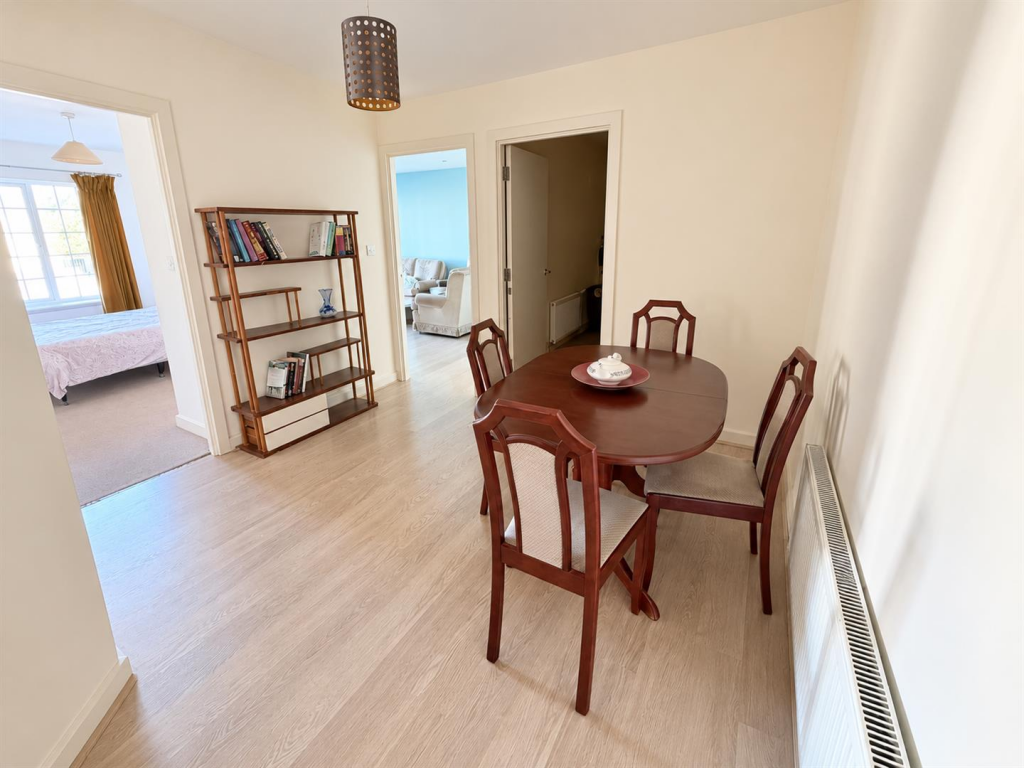 Apartment in London - View 3