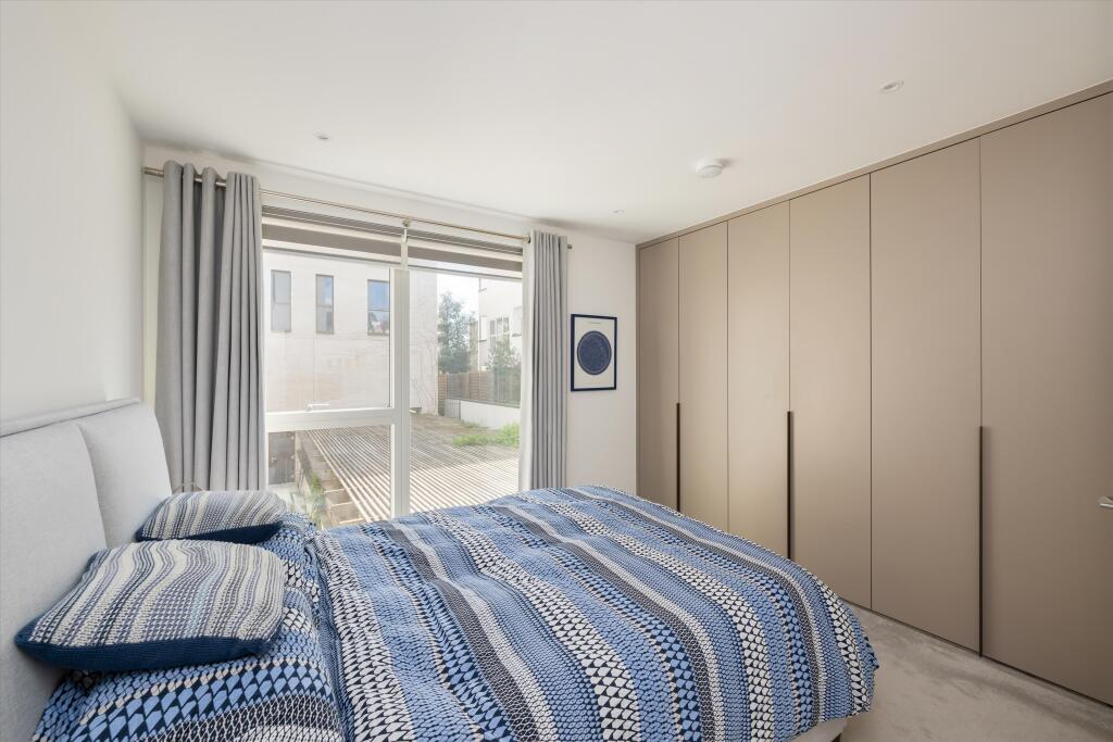 Apartment in London, Brondesbury Park, Brondesbury - View 6
