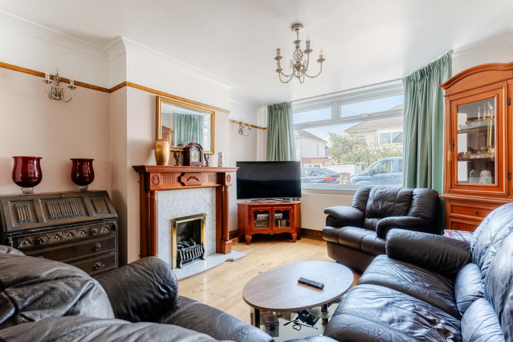Burley Crest, Downend photo 4