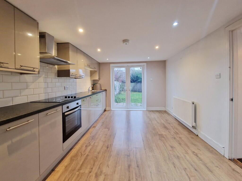 Main image of property: Cross Road, Maldon, Essex, CM9