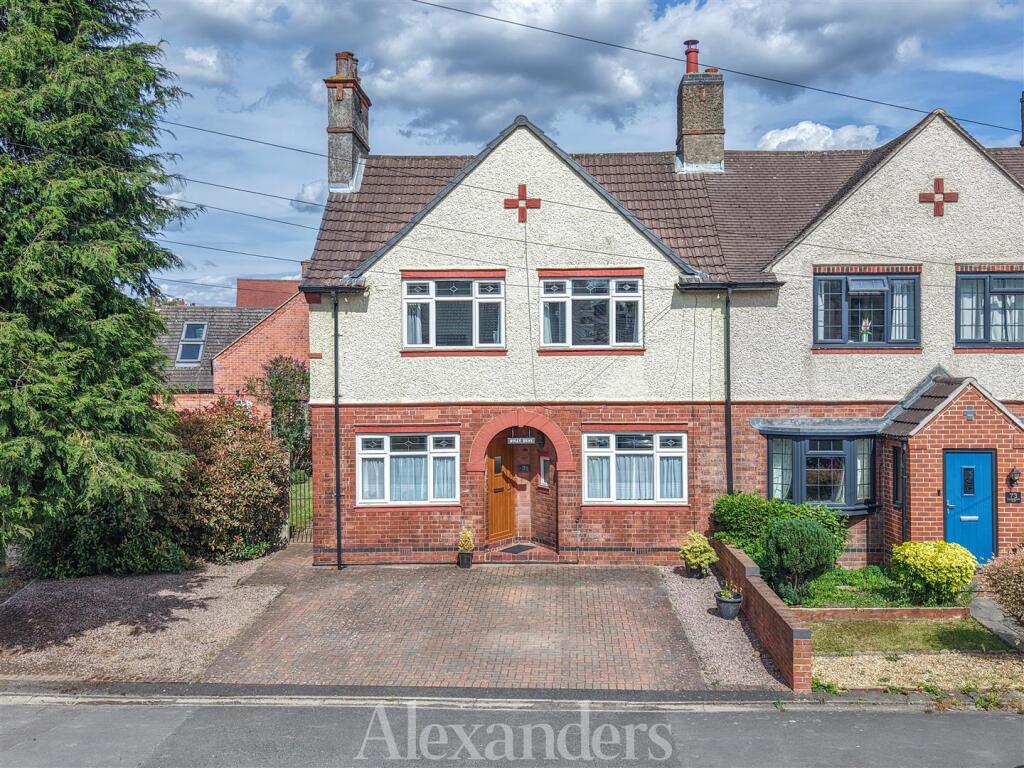 Main image of property: Donisthorpe Lane, Moira