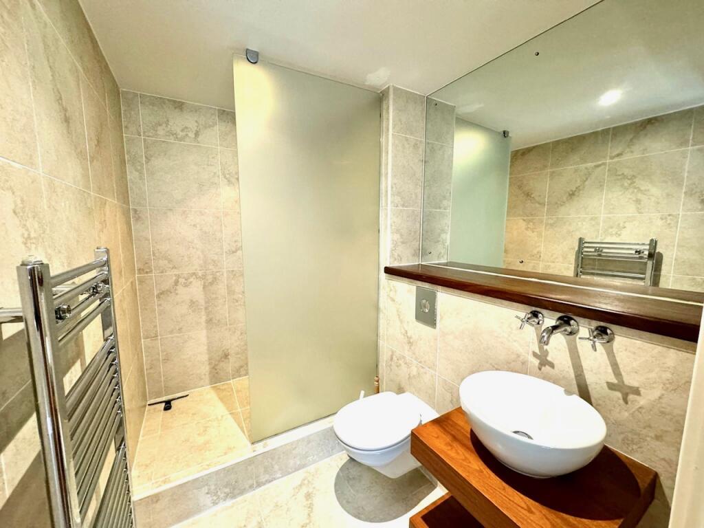 Apartment in Durham - More