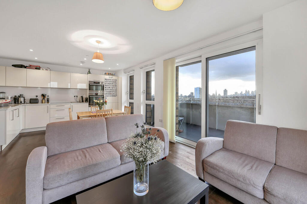 Main image of property: Hannaford Walk, Tower Hamlets, London, E3