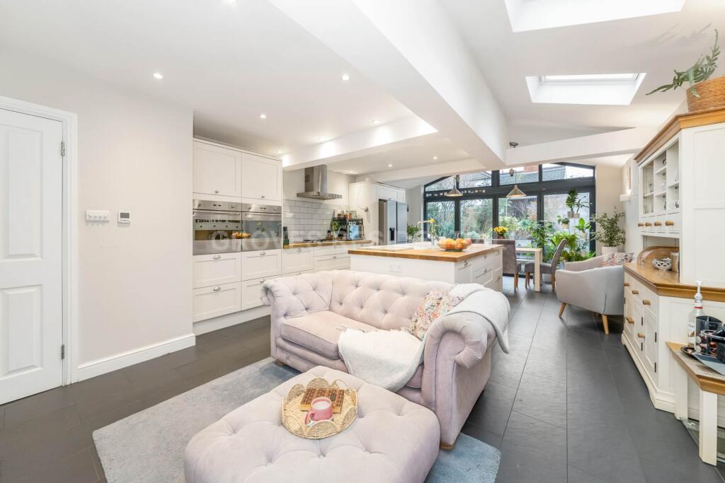 Main image of property: Cambridge Road, New Malden