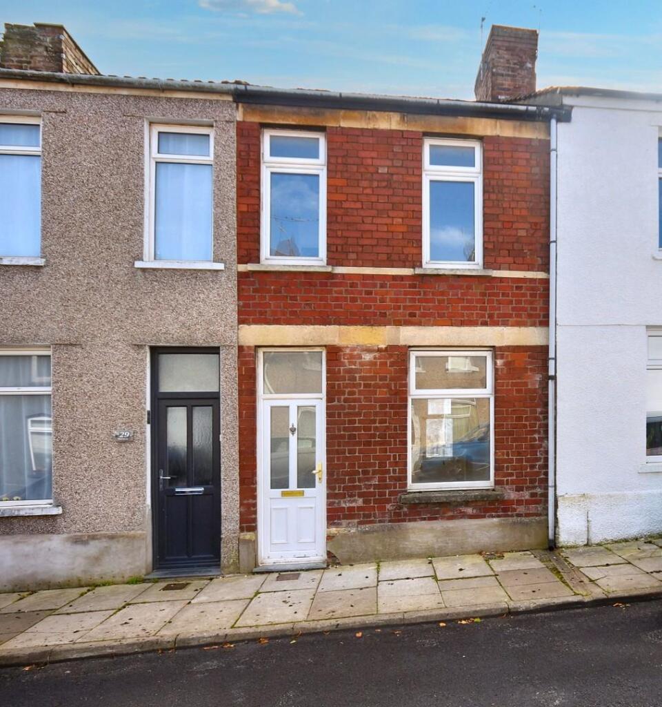 Main image of property: 31 Bell Street, Barry, CF62 6JU
