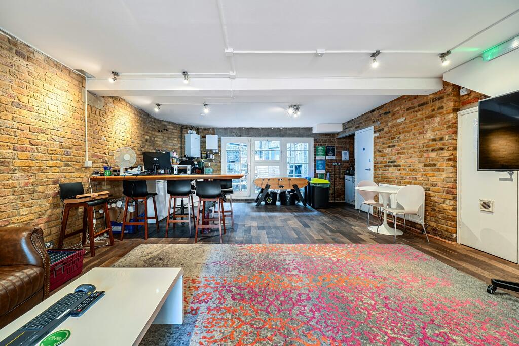 1530223 (11).jpg