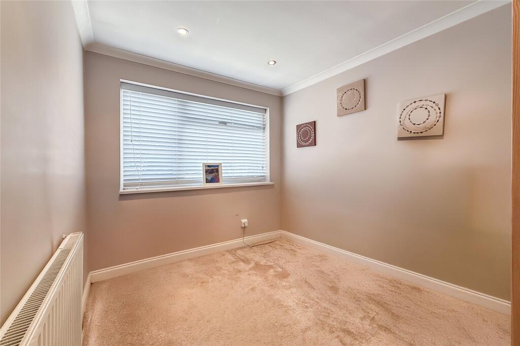 House in St Albans, Sandridge - View 5