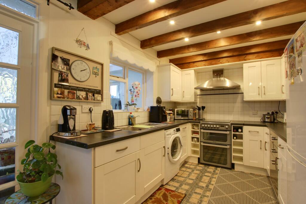 House in Fareham, Portchester - View 3