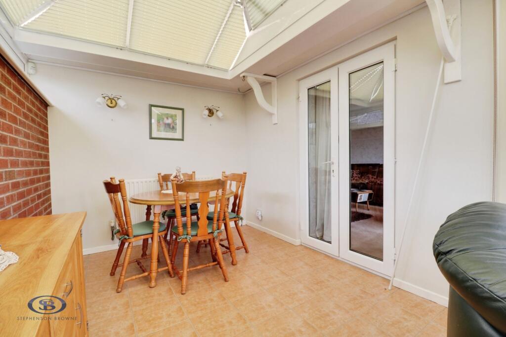 House in Stoke-on-Trent - More
