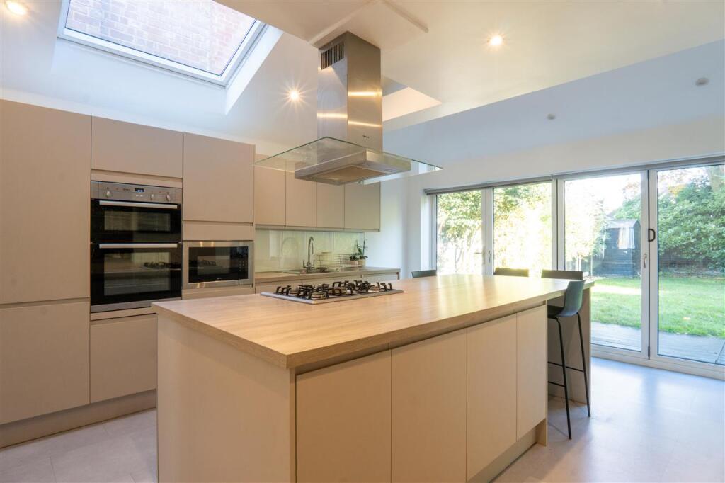 Additional image 9 of Stratford Road, Hall Green, Birmingham