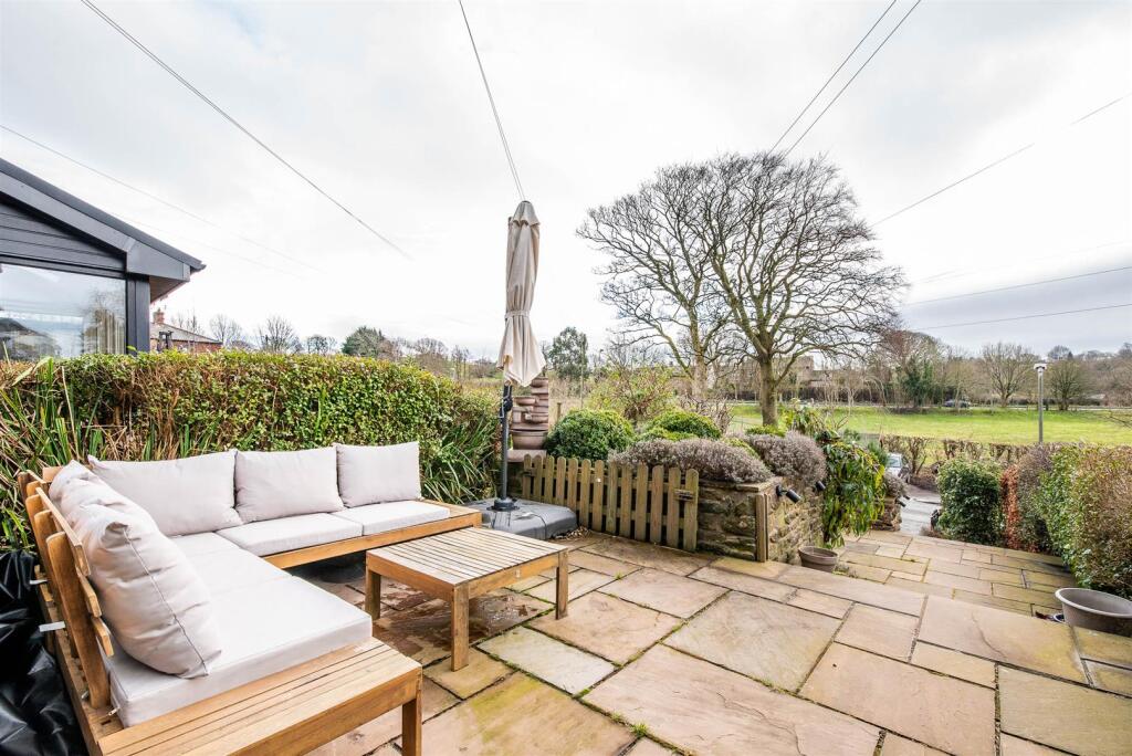 Victoria Terrace, Wheelton, Chorley photo 4