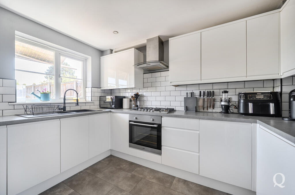 House in Swale, Milton Regis - View 4